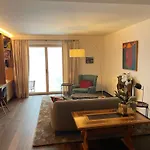 Angela Fine Serviced And Double Apartment *