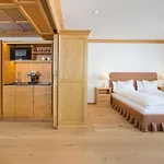 Angela Fine Serviced And Double Lech am Arlberg